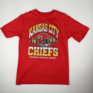 47 NWT Kansas City Chiefs NFL Tee Kids XL Fits Women XS S Fan Shirt